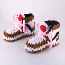 Load image into Gallery viewer, J-1 Crochet Baby Shoes Mocha