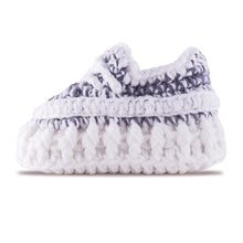 Load image into Gallery viewer, Static Reflect Crochet Baby Shoes