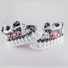 Load image into Gallery viewer, Zebra Crochet Baby Shoes